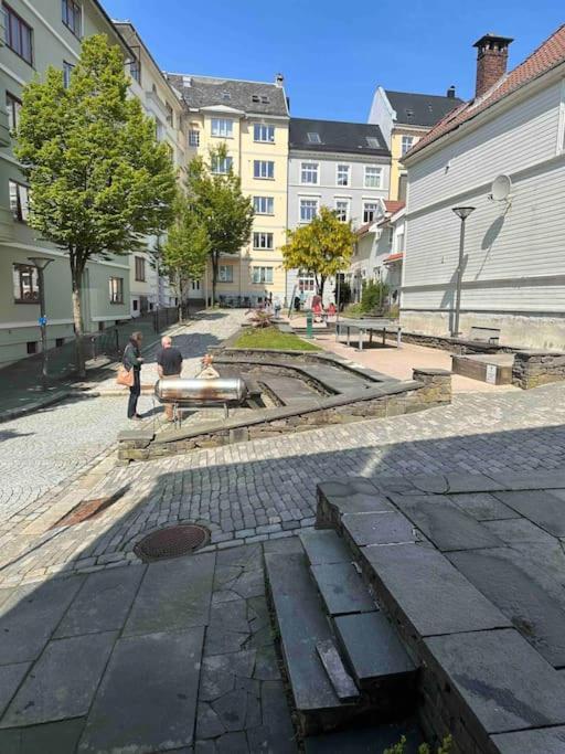 Апартаменты Koslig Leilighet I Bergens Smoroye Экстерьер фото